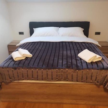 Nibela Apartments ซาเกร็บ ภายนอก รูปภาพ